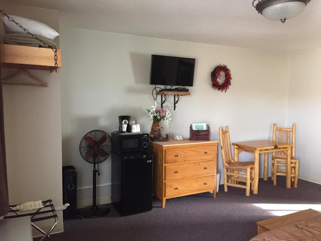 Rocky Mountain Lodge デュボア エクステリア 写真
