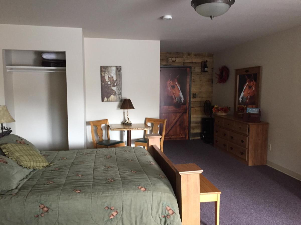 Rocky Mountain Lodge デュボア エクステリア 写真